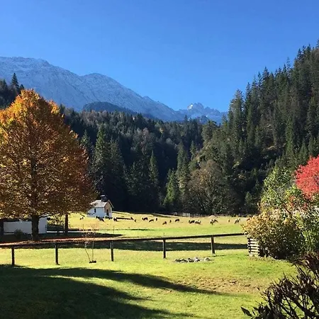 Nyaraló In With Swimming Pool